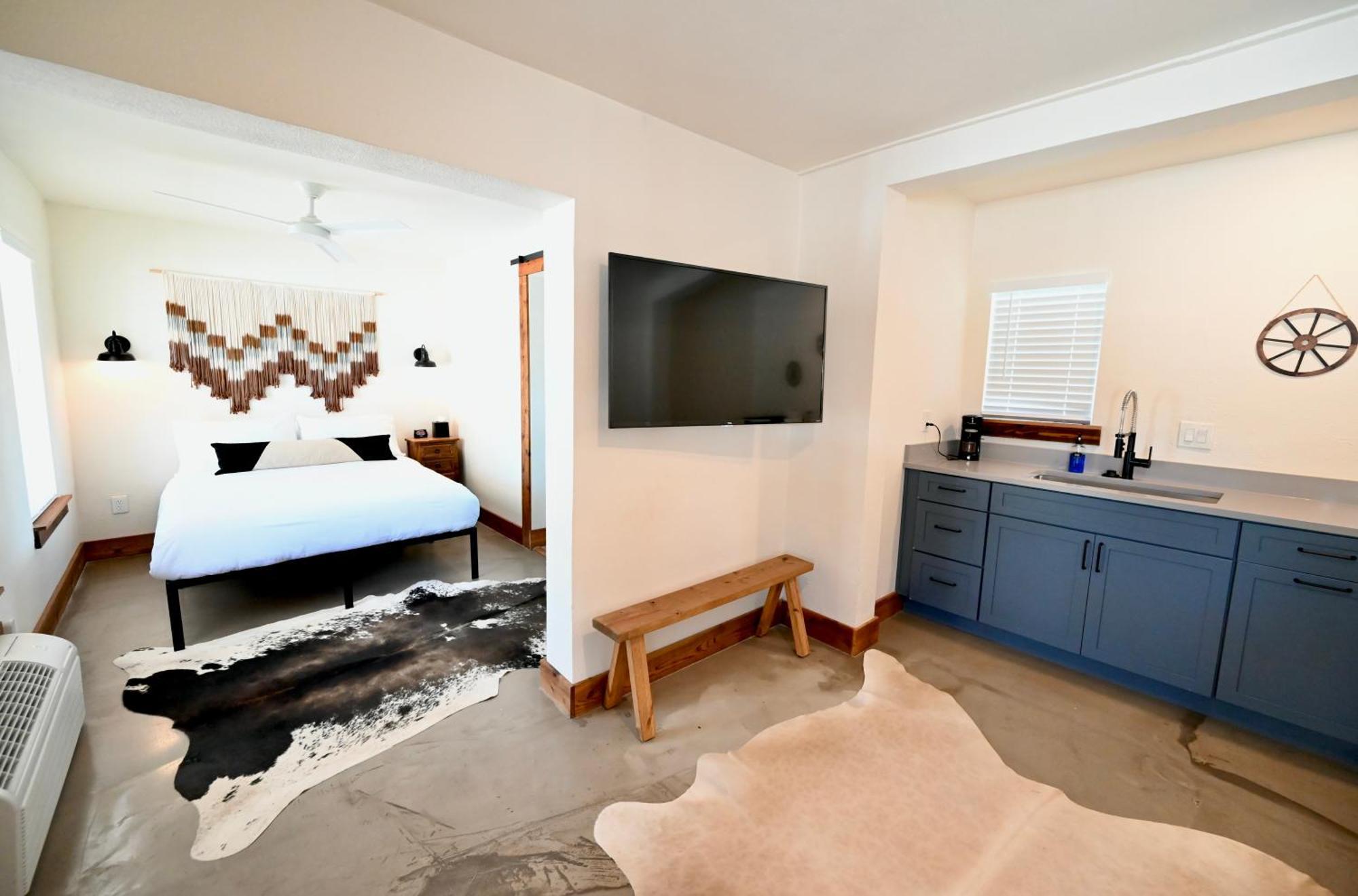 Blanco County Inn & Guesthouses エクステリア 写真