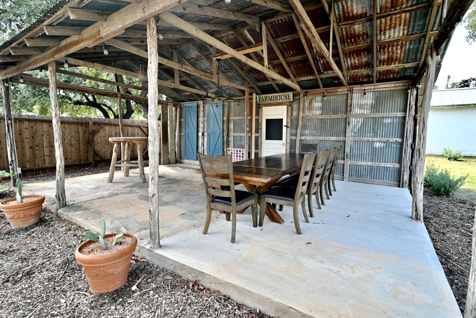 Blanco County Inn & Guesthouses エクステリア 写真