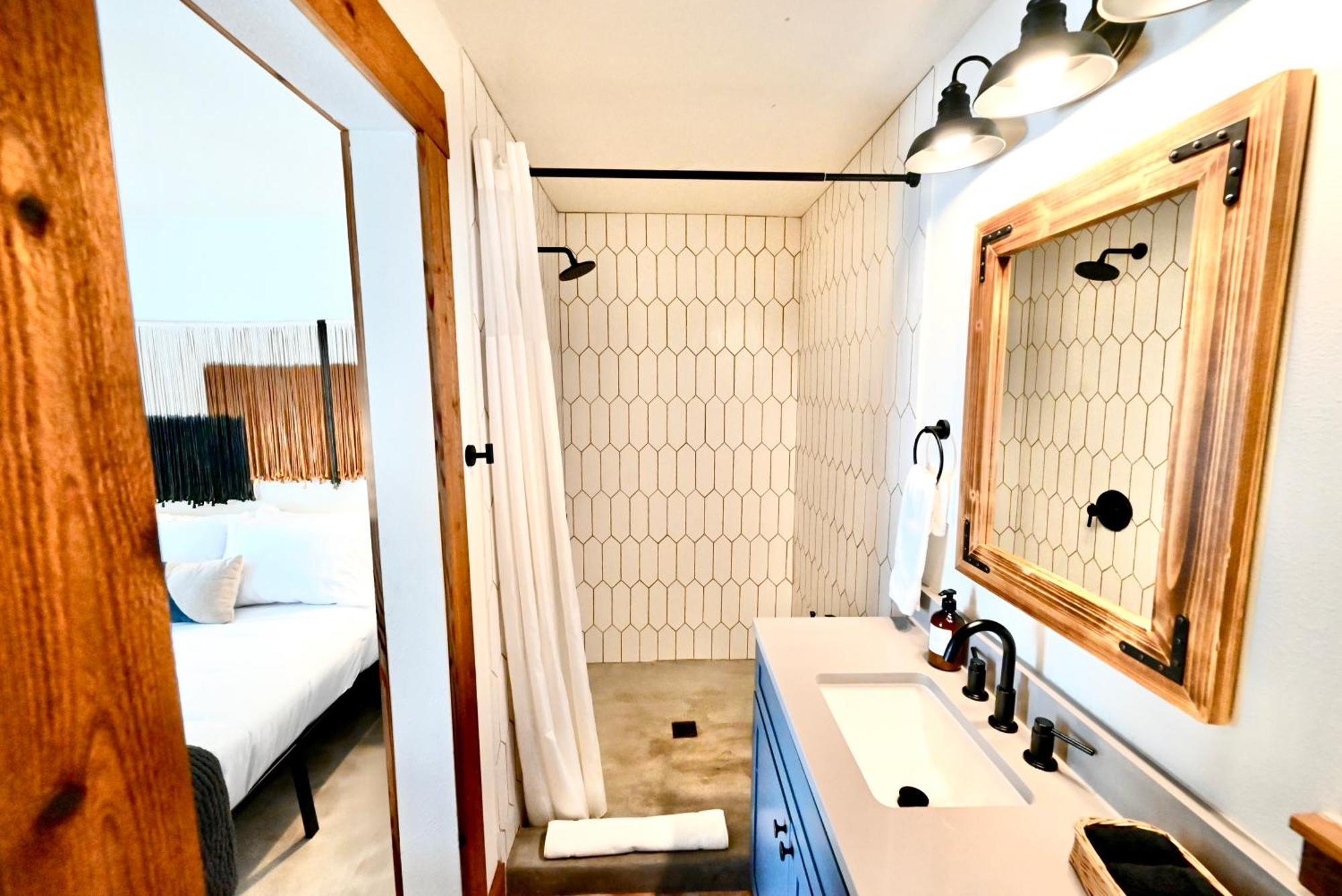 Blanco County Inn & Guesthouses エクステリア 写真